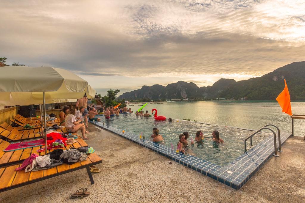 Phuphaya Seaview Resort - Adult Only Islas Phi Phi Exterior foto