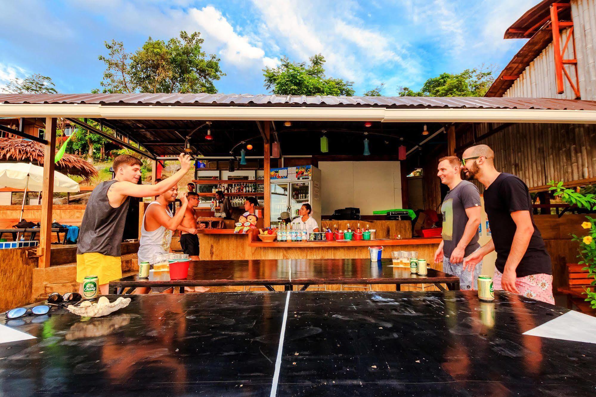 Phuphaya Seaview Resort - Adult Only Islas Phi Phi Exterior foto